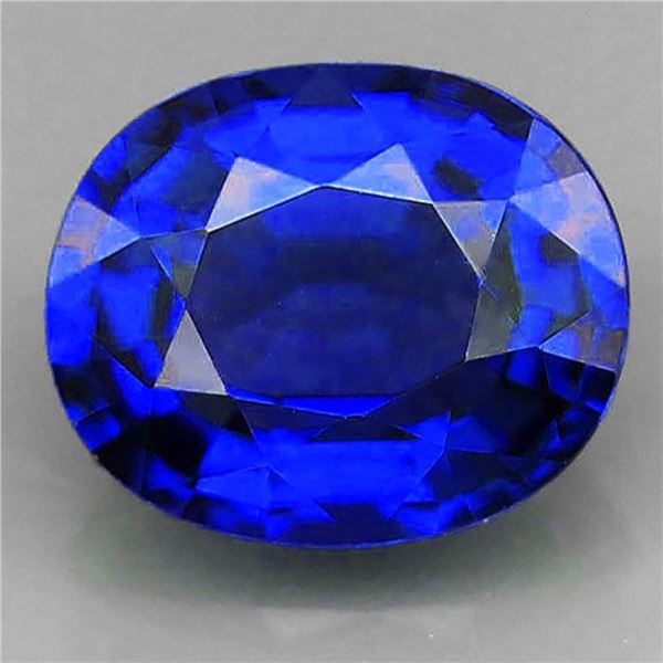 Natural Oval Royal Blue Sapphire [VVS]