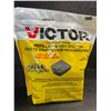 Image 2 : 1 Victor Fast-Kill Refillable Mouse Poison Bait Station - Includes 1 Bait Station + 16 Refills - New
