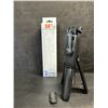 Image 1 : 1 S03 Selfie Stick with Integrated Tripod and Remote - New