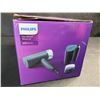 Image 4 : 1 Philips Handheld Steamer 3000 Series; 1000W Compact and Foldable Steamer - New