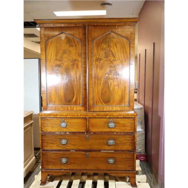 COMMODE HAUTE 2 PORTES 4 TIROIRS 48"x22"x84"