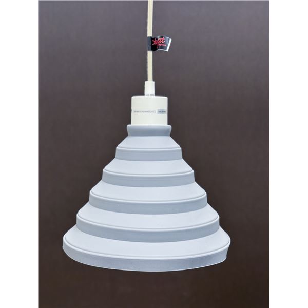 ENS DE LUMIÈRE SUSPENDU PLOG-IT