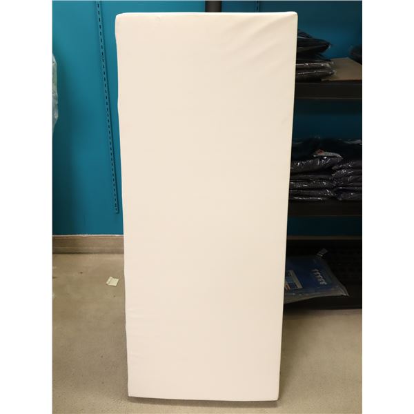 MATELAS 47.5"x19.5"x2"
