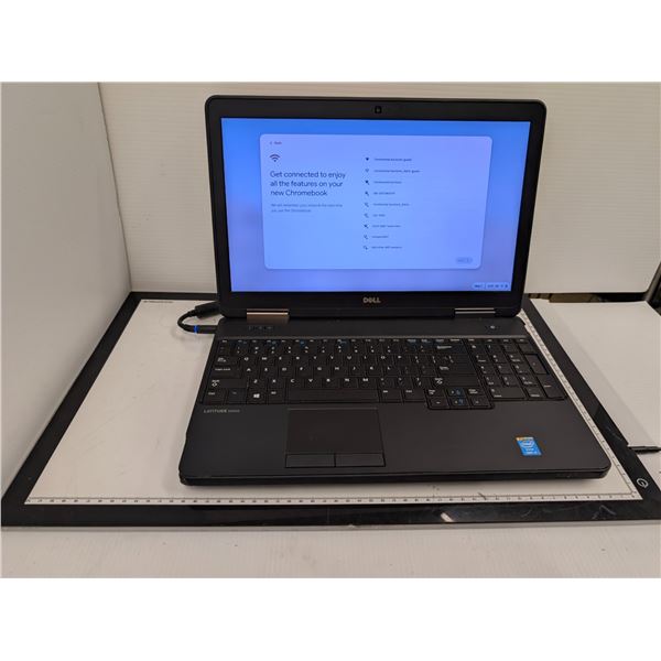 DELL LATITUDE E5540 15" i3-4010U