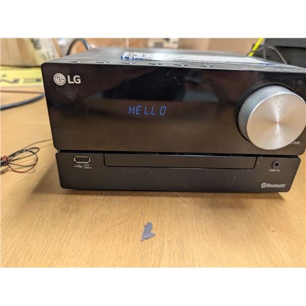 MINI HI-FI LG SANS HAUT-PARLEURS