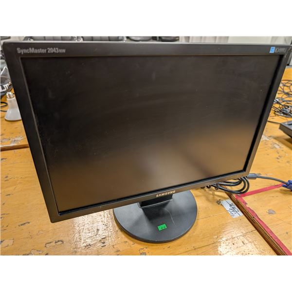MONITEUR 22" SAMSUNG SYNCMASTER 2043NW