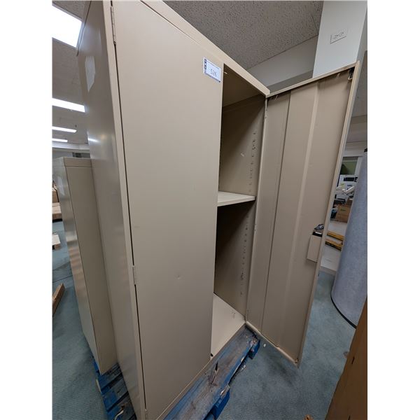 CABINET EN METAL 36"x18"x72"