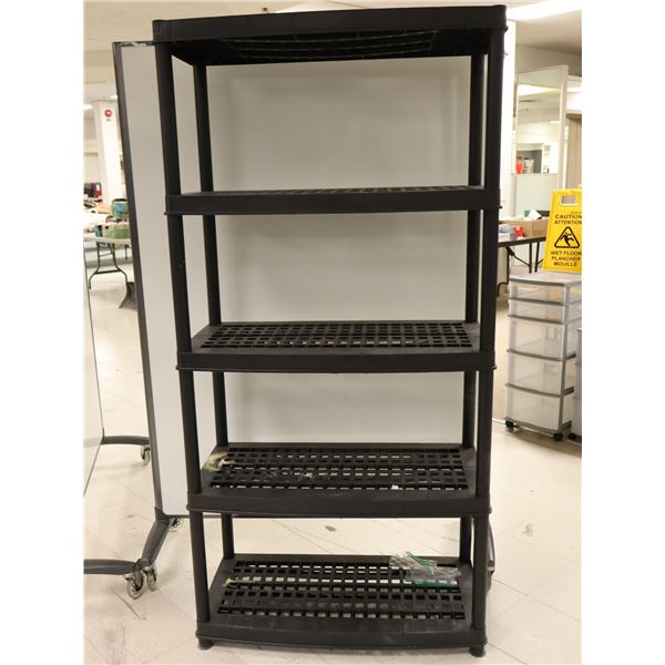 ÉTAGÈRE EN PLASTIQUE 5 TABLETTES 36"x18"x72"