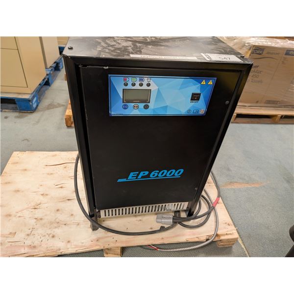 CHARGEUR A BATTERIE 24V EP6000