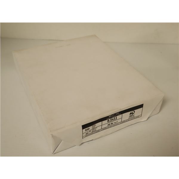 RAME DE 500 PAPIER D'IMPTIMANTE BLANC 8.5"x11"