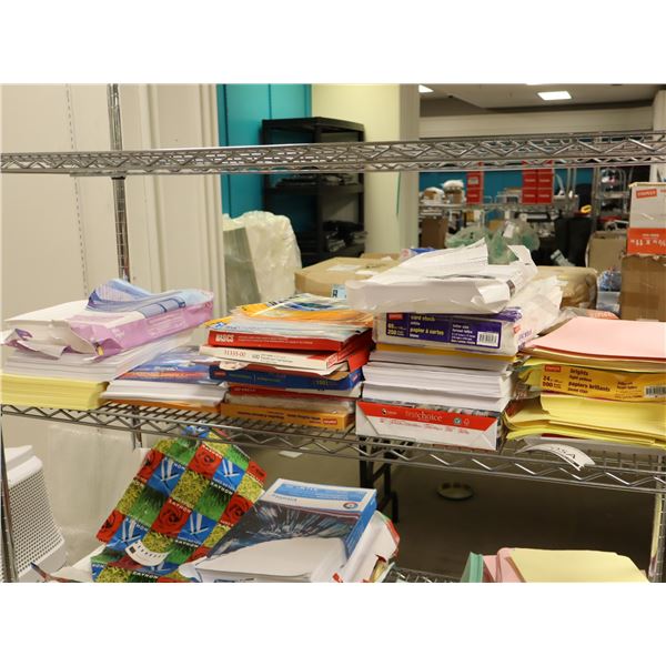 LOT: PAPIER /COLLANTS D'IMPRIMANTE ASST (RAMS OUVERTS)