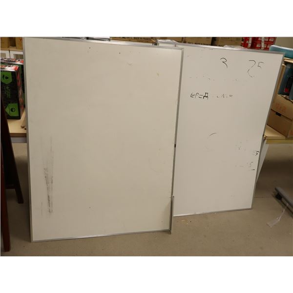 LOT DE 2 TABLEAU BLANC 48"X36"