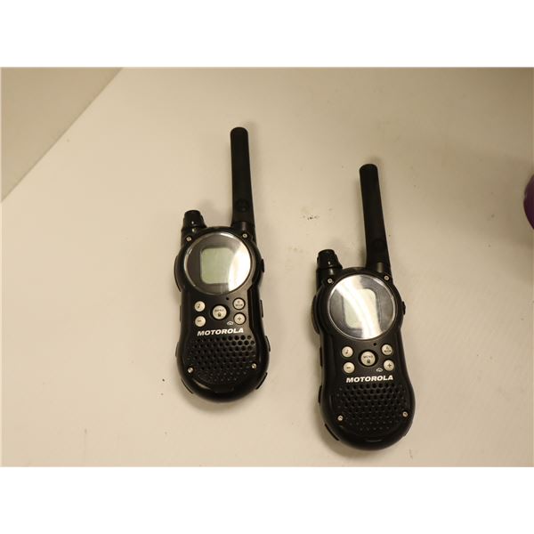 LOT DE 2 RADIOS MOTOROLA TALKABOUT T9500XLR-2