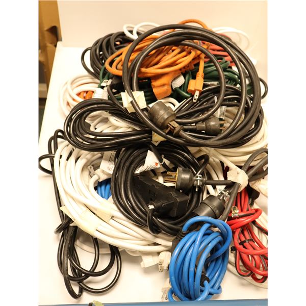 LOT DE 27 EXTENSIONS ELECTRIQUES