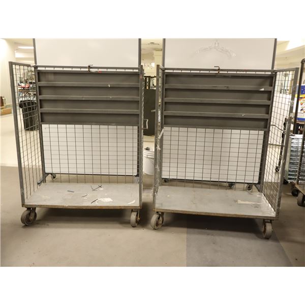 CAGE MOBILE 45"x24"x60" AVEC ÉTAGÈRE (GRIS)