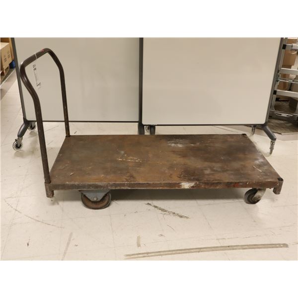 CHARIOT À PLATEAU EN METAL 60"x30"