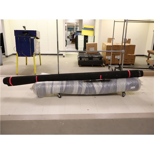 LOT DE 3 ROULEAUX DE MATÉRIAU ASST