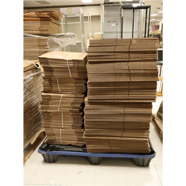 LOT DE +/- 150 CARTONS NEUF ASST