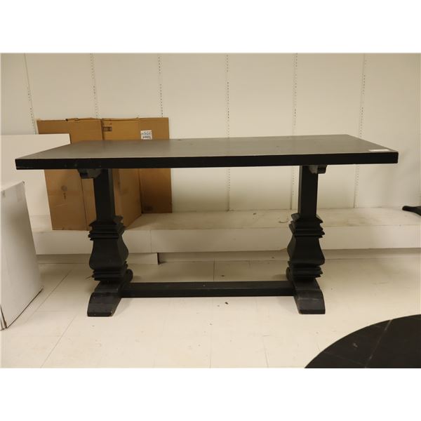 TABLE HAUTE EN BOIS 84"x42"x42"