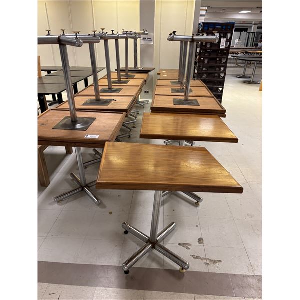 LOT DE 20 TABLE BISTRO 30"x24"x29"