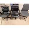 Image 1 : LOT DE 3 CHAISES DU BUREAU ASST
