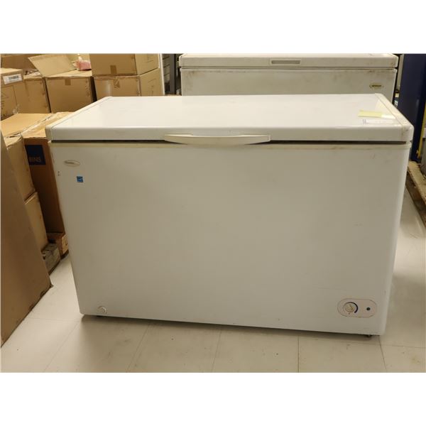 CONGÉLATEUR DANBY 49"x24"x33"
