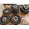 Image 1 : LOT DE 8 JANTES DE MOTOCROSS AVEC PNEUS ASST