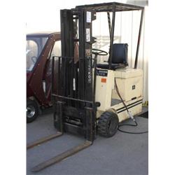 Lektro Electric 2000lbs Fork Lift