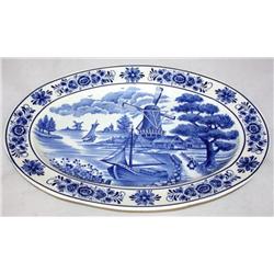 Delft Blue Charger