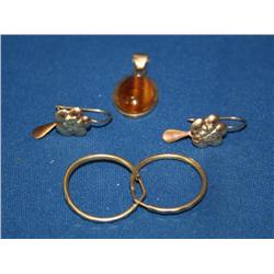 13mm Tiger Eye Pendant & Gold Earrings