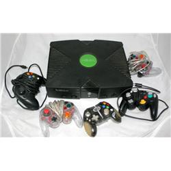 X Box with 5 Controllers -- No Cord