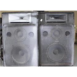 Set of 2 Carvin 1588 PA Speakers