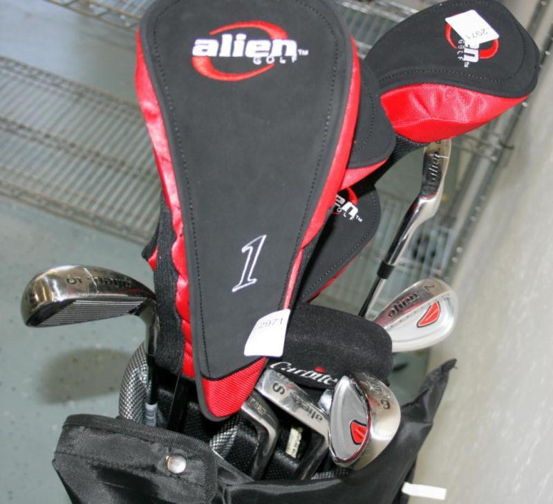 Alien golf club set w/bag/covers/ balls& MORE