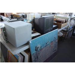 Table Lot Of Misc Items