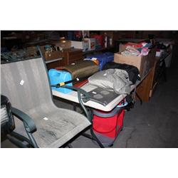 Table Lot Of Misc Items