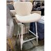 Image 2 : Set of 2 Teddy Bar Chair - White - RV: $458 CAD