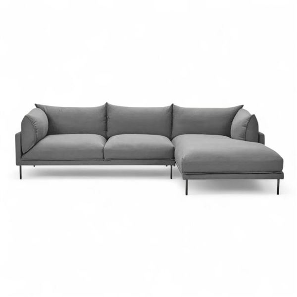 Moe's Home Collection Jamara Sectional Right - Charcoal - RV: $3399 CAD (UB-1016-07-R)