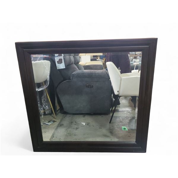 Sable Mirror - Dark Espresso Brown - 42" x 44"