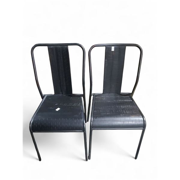 Set of 2 Black Textured Dining Chairs