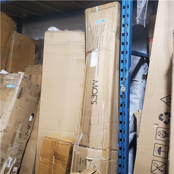 Article - Assortment of Bed Components in 3 Boxes: Nera King Bed Oak (ART1437 Box 1/3), Lenia Queen 