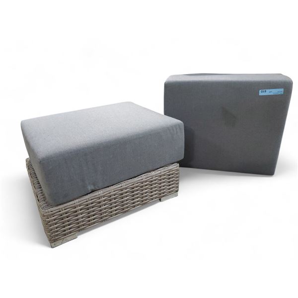 Eden Patio Wicker Ottoman with 1 Extra Cushion