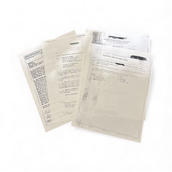 OFFICIAL DOCUMENT: Disposition Form - Pilot's report of close encounter with a UFO