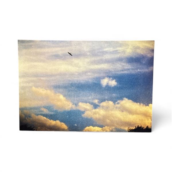 Photograph: Mid Flight UFO - Santa Fe Argentina, June 21 1977 - Photographer Declined ID