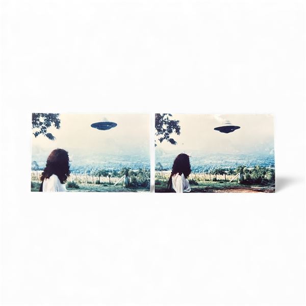 2 PC Set - Photographs: UFO Up Close - Amatlan Morelos Mexico, Sept. 25 1994 - Anonymous Photographe