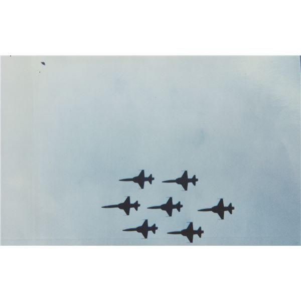 Photograph: Hunted UFO - Mexico City Mexico, Sept. 16 1993 - Taken by Municipal Police Officer