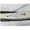Image 2 : Trevor Linden Autographed Ltd. Edition Vancouver 2010 Olympic Games Full-Size Torch #16/16