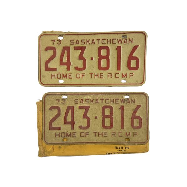 Vintage  "Home of The RCMP" Saskatchewan 1973 License Plate Set w/ Original Mailing Envelope