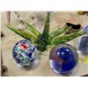 Image 2 : Group - Decorative Glass Art Sculptures