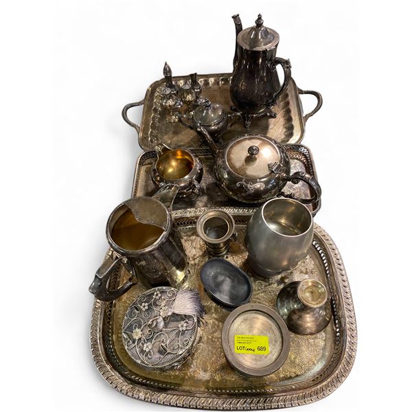 Group - Silver plated dinnerware set