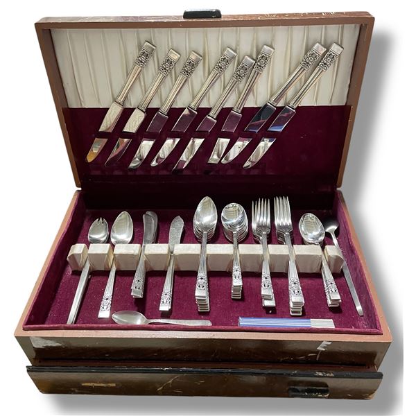 50+ Pcs Vintage Community Plate (Oneida) Silverplate Flatware Set with Wooden Case